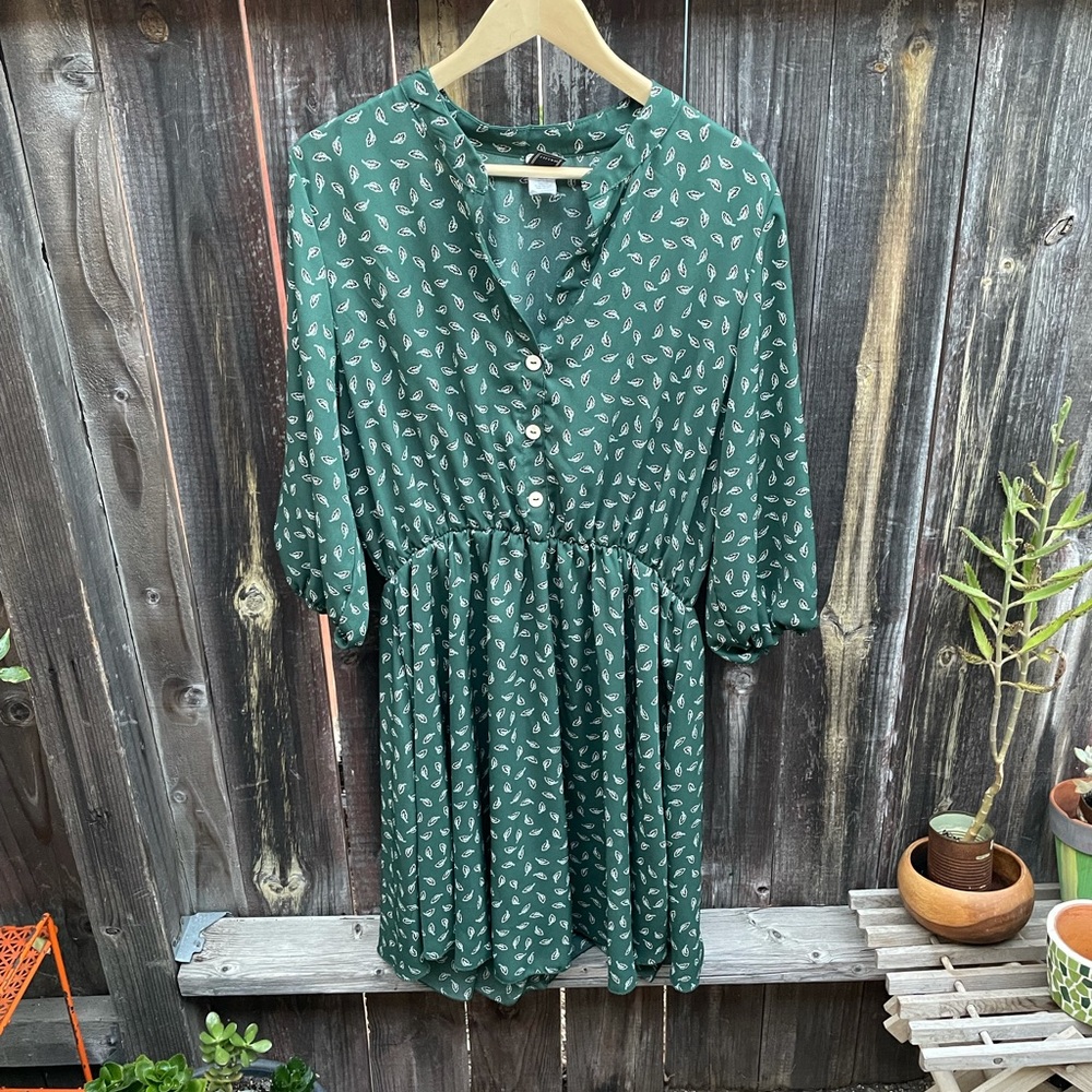 Lilian - Green & Black Print Dress - Size 3x